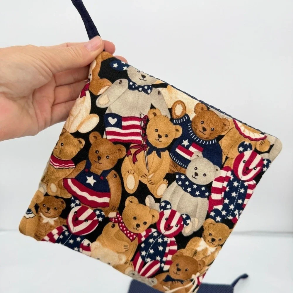 Potholders Patriotic Teddy Bear Americana Quilted Hot Pad Set of 2 NWOT Handmade